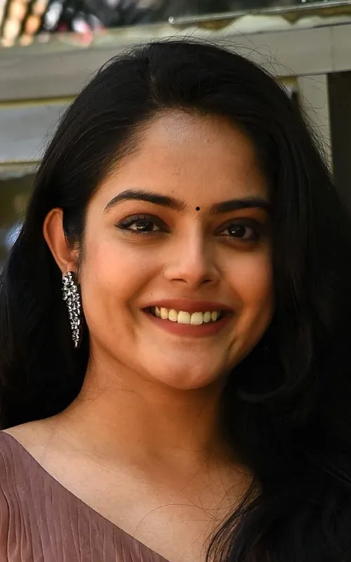 Riddhi Kumar