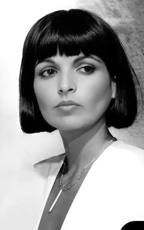 Catherine Serre