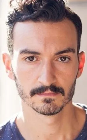 Derek Viveiros