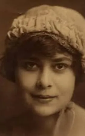 Lillian Culver