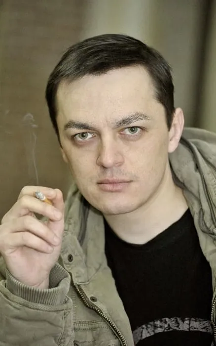 Damir Sukhov