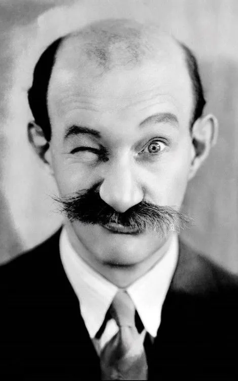 James Finlayson
