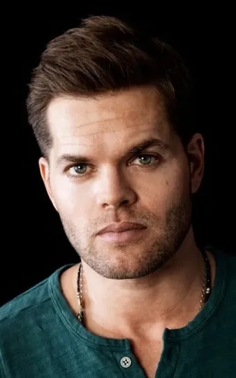 Wes Chatham