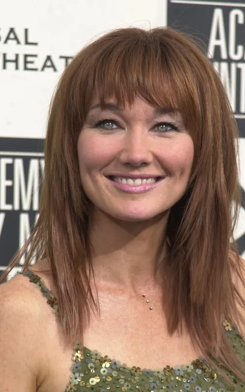 Lari White