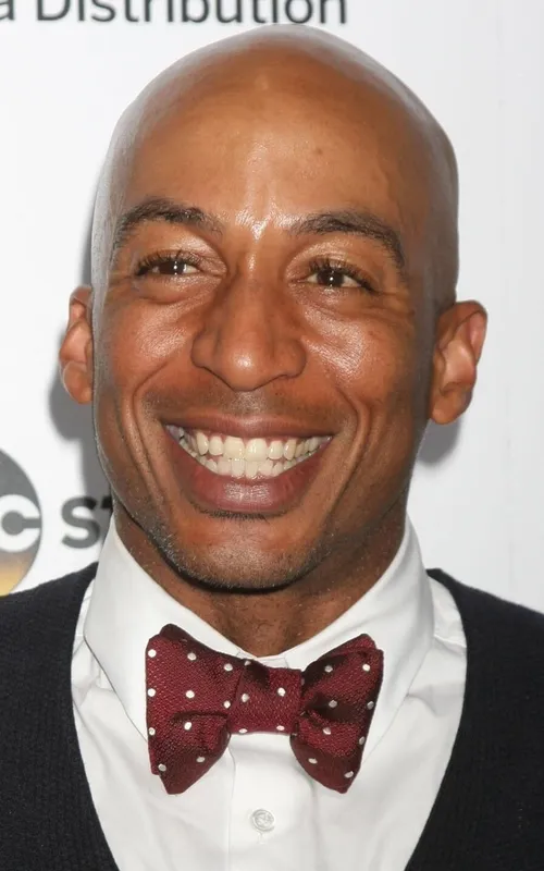 James Lesure