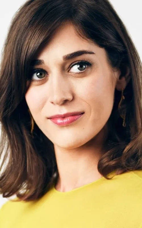 Lizzy Caplan