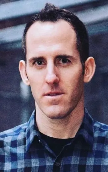 Chuck Comeau 