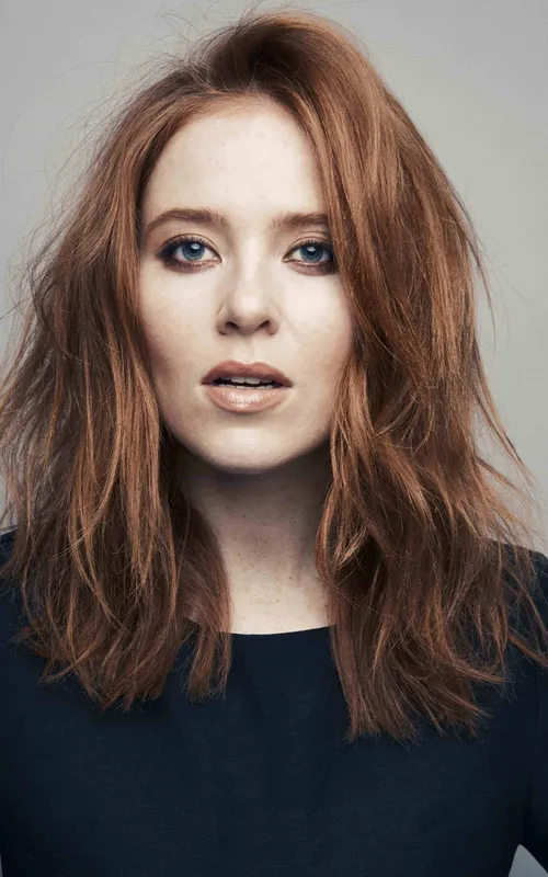 Angela Scanlon