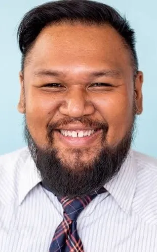 Earl Baylon