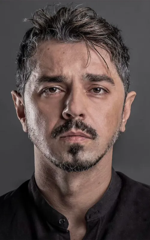 Amos Zaharia