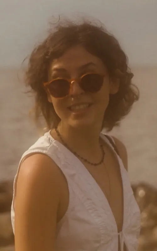 Clara Barnstone