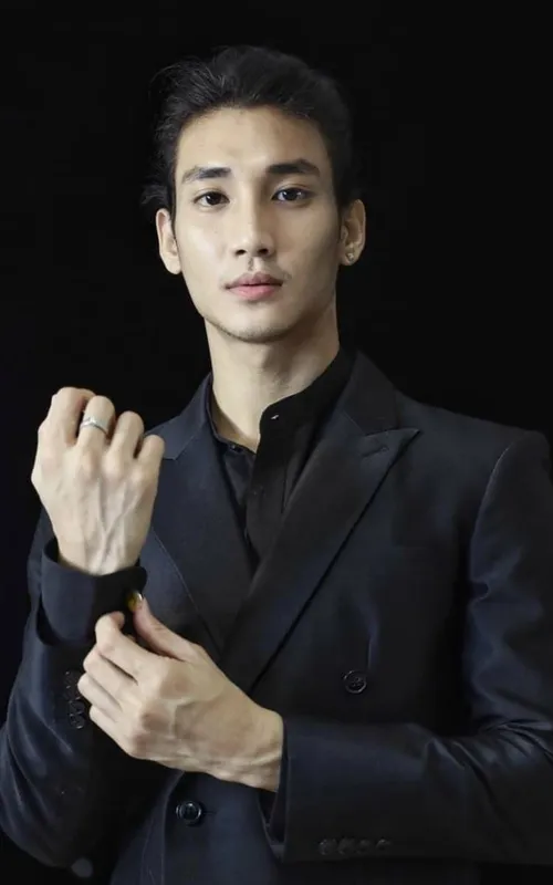 Paing Takhon
