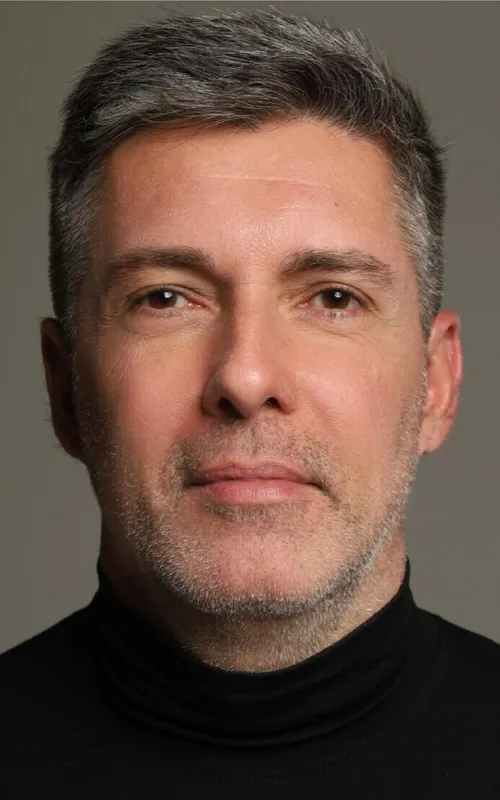 Charles Oliveira