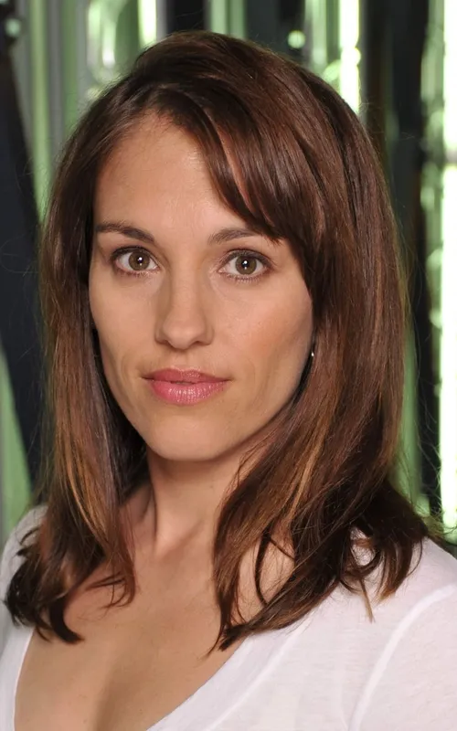 Amy Jo Johnson