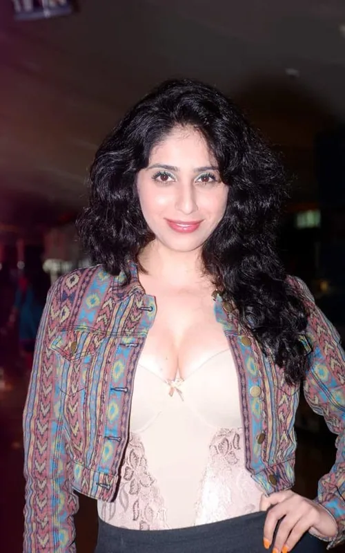 Neha Bhasin