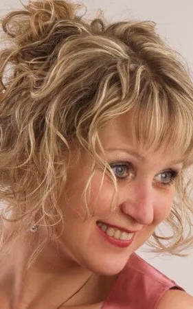 Elena Derteva