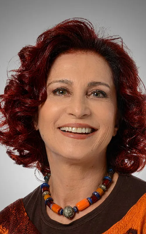 Betül Arım