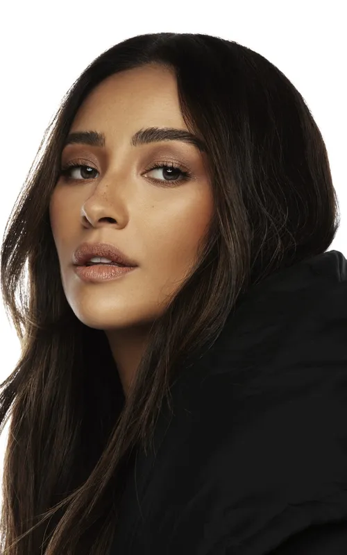 Shay Mitchell