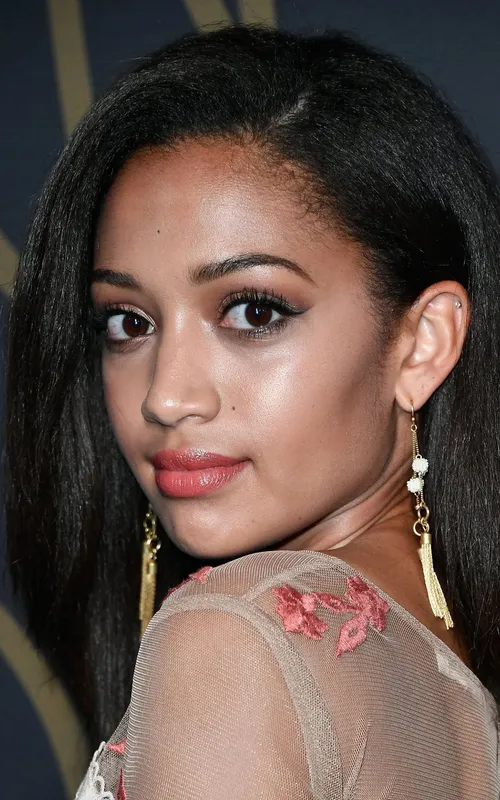 Samantha Logan