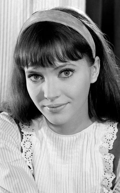 Anna Karina