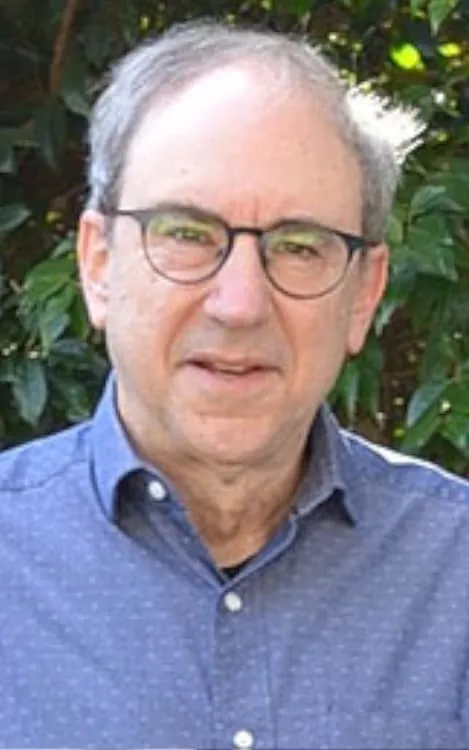 Lowell Ganz