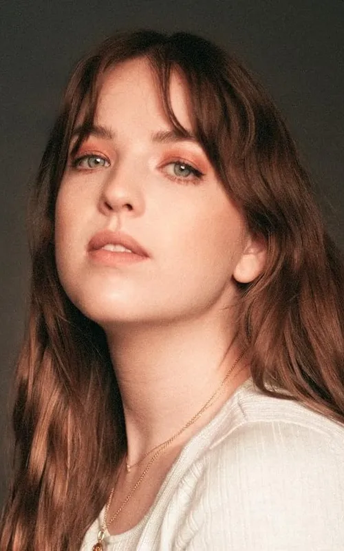 Aislinn Paul