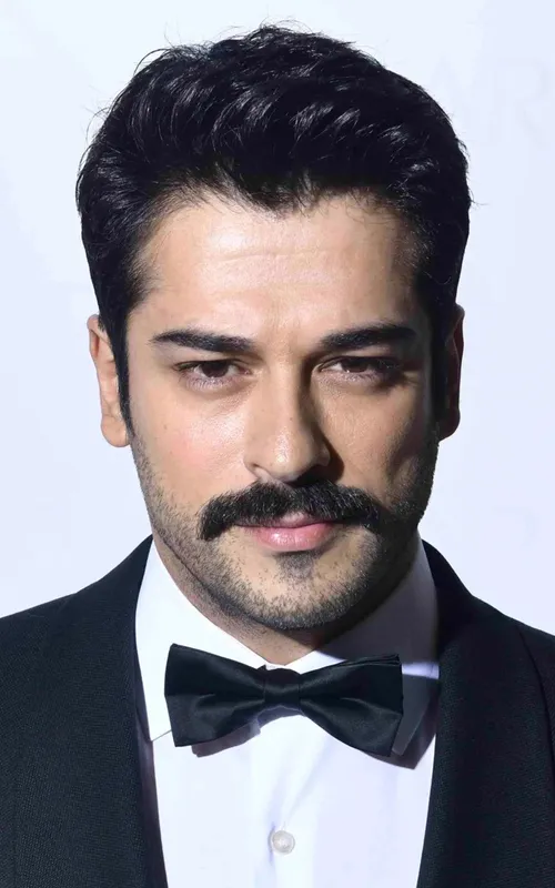 Burak Özçivit