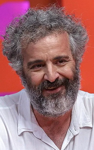 Adirley Queirós