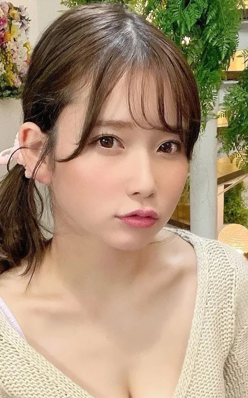Rena Momozono