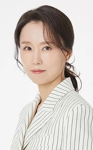 Goo Si-yeon