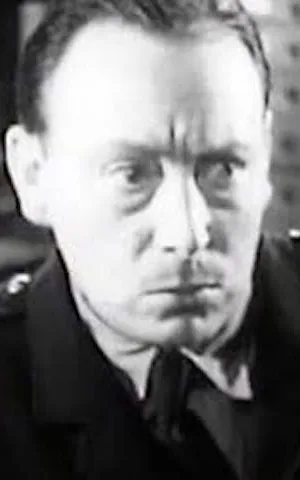 Leslie Dwyer