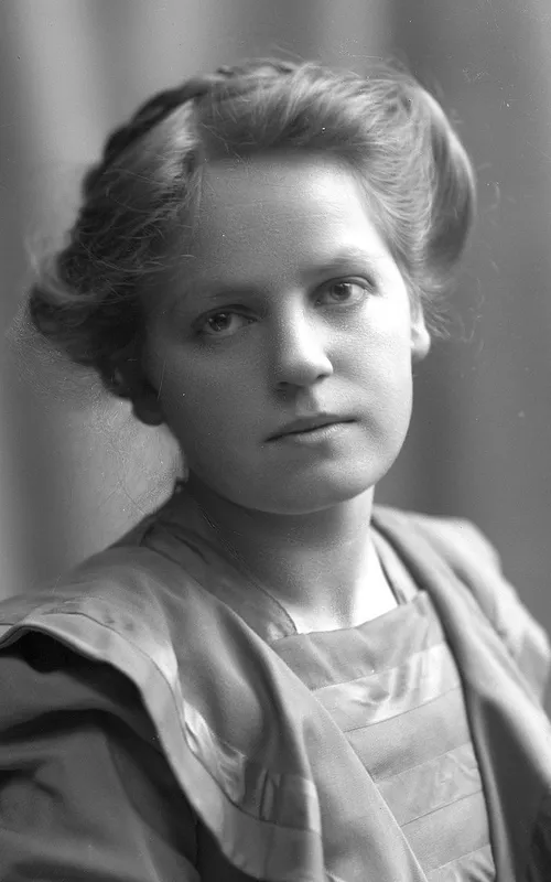 Greta Almroth