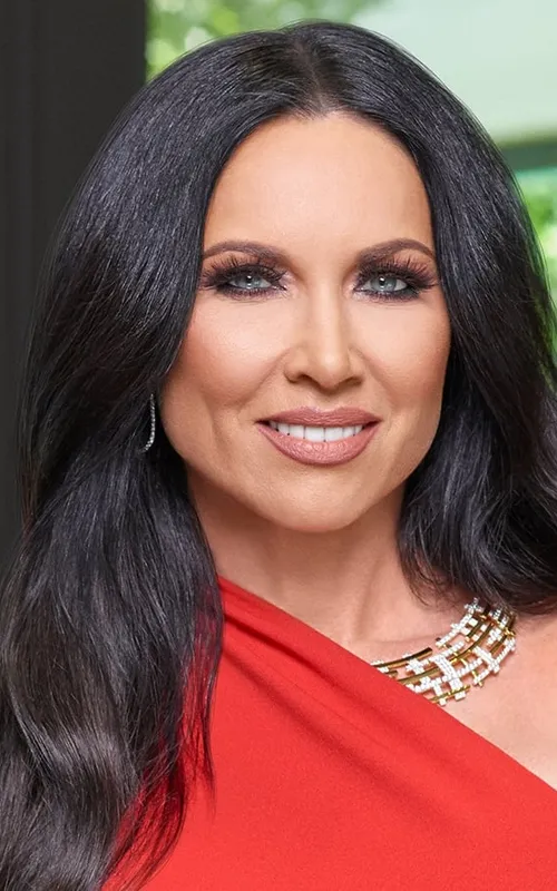 Leeanne Locken Emberlin