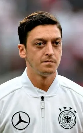 Mesut Özil