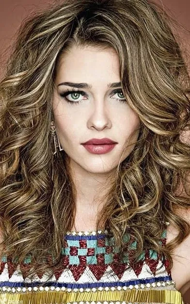 Ana Beatriz Barros