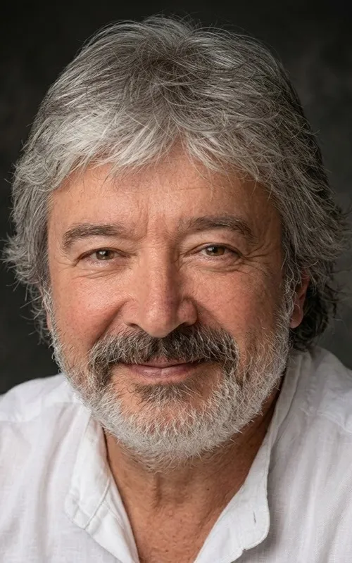 Sinan Ecer