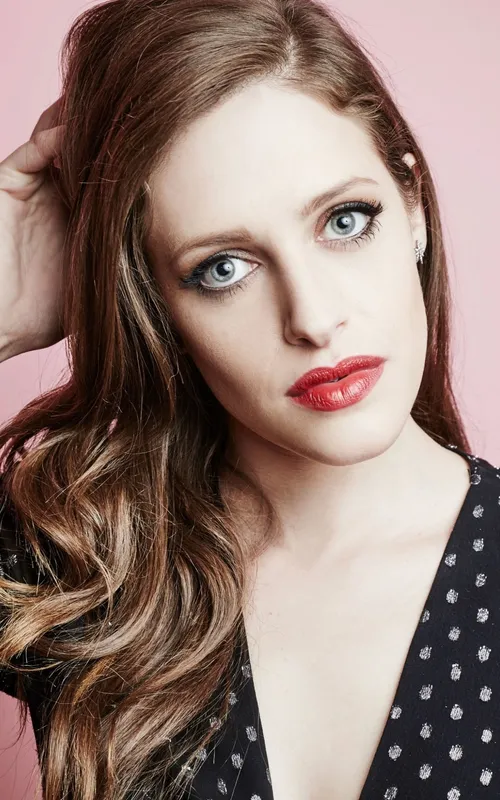 Carly Chaikin