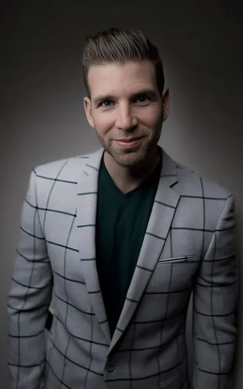 Joshua Jay