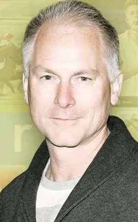 Kenny Mayne