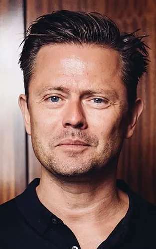 Fredrik Wikingsson