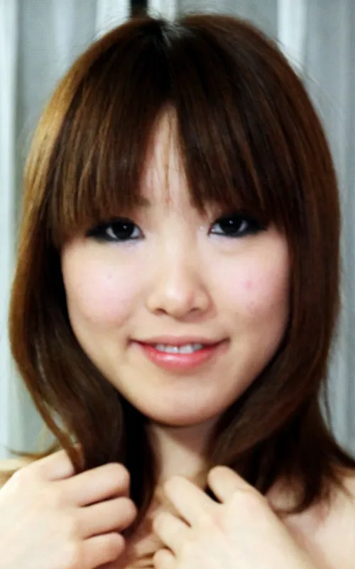 Asami Uemura