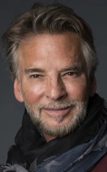 Kenny Loggins