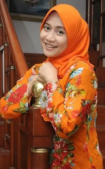 Meidiana Hutomo