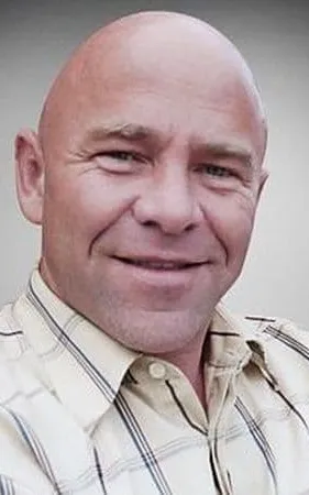 Dominic Littlewood