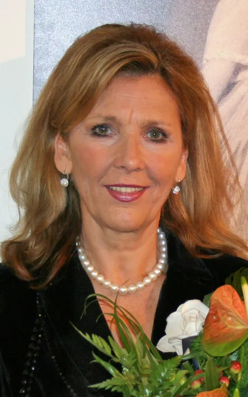 Zsuzsa Kovács