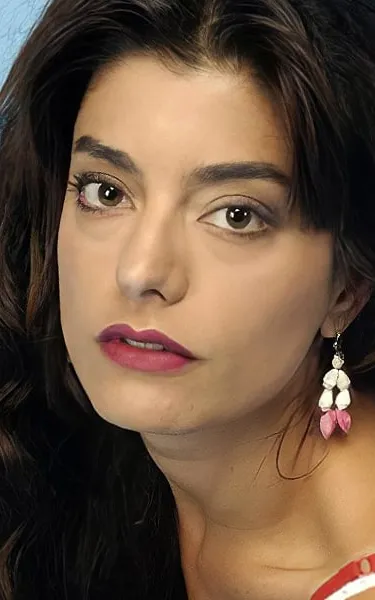 Daniela Lhorente