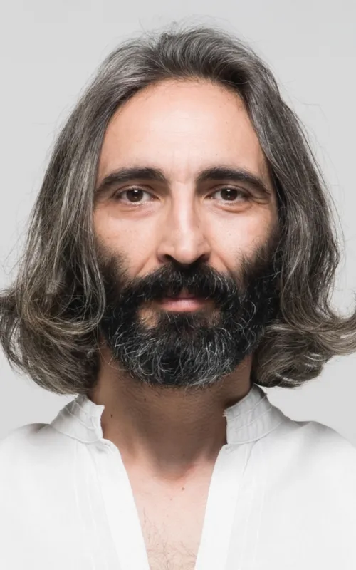 Fırat Tanış