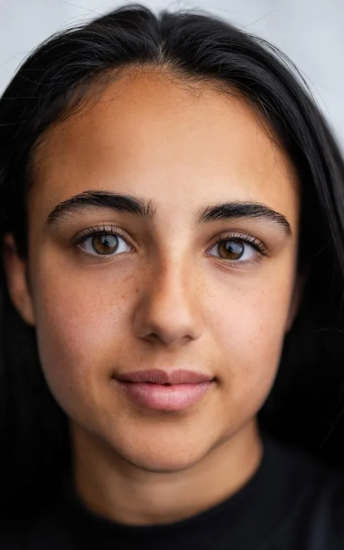 Leila Khan