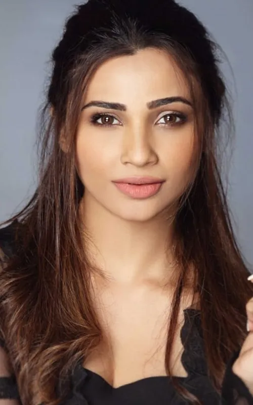 Daisy Shah