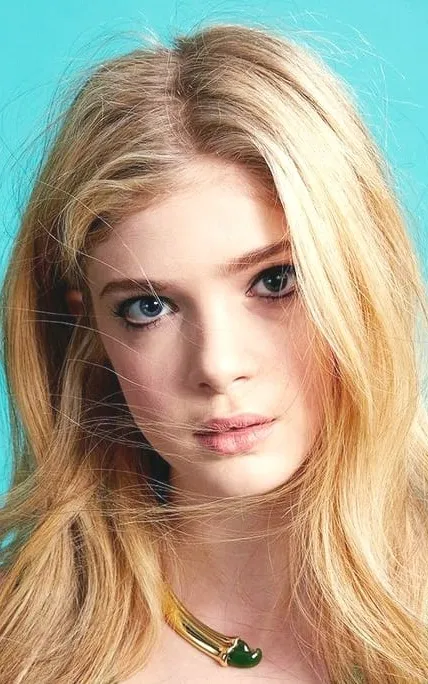 Elena Kampouris